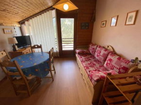Appartement cosy proche centre et pistes, balcon, parking - FR-1-693-43